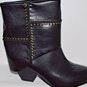 Black Studded Booties​​​​​​​​​​